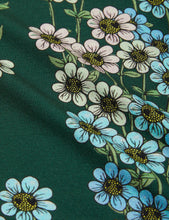 Load image into Gallery viewer, Daisys T-shirt
