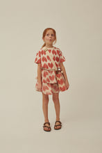 Load image into Gallery viewer, Heart T-Shirt (LAST ONE 6-7Y)
